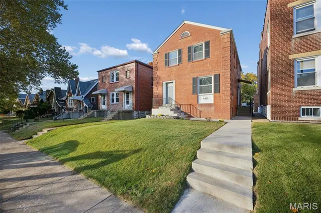 $339,900 | 5435 Rhodes Avenue, St. Louis, MO 63109