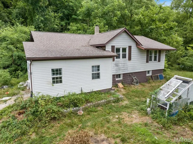 $89,800 | 1619 Pontiac Road, Fairview Heights, IL 62208