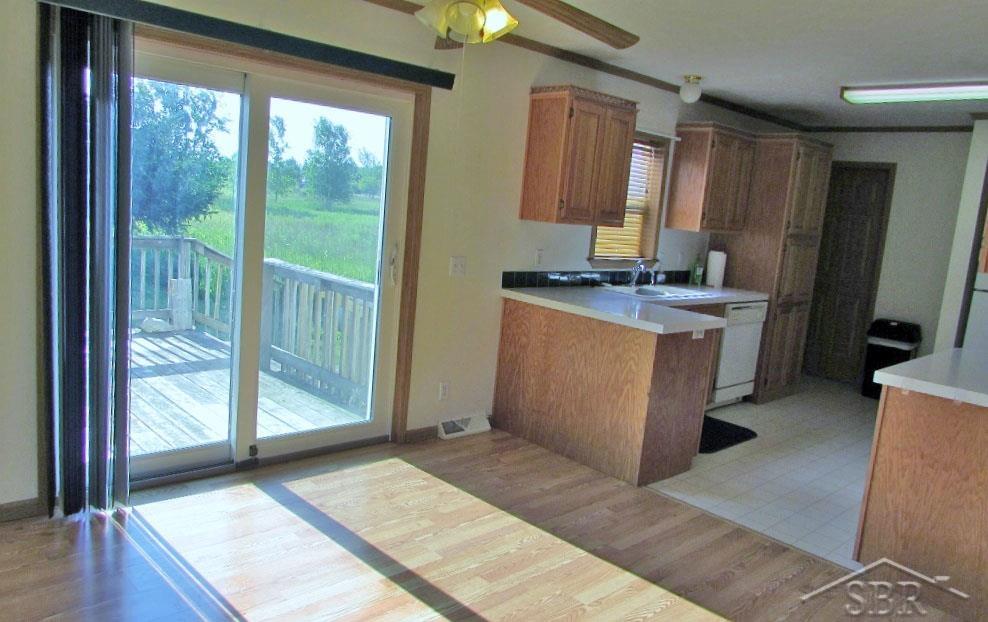 18841 Corunna Road Chesaning, MI 48616 - Photo 13 of 30 50114880-12.JPG