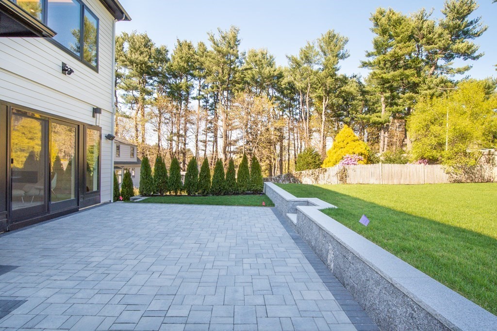 180 Allen Avenue Newton, MA 02468 - Photo 41 of 41