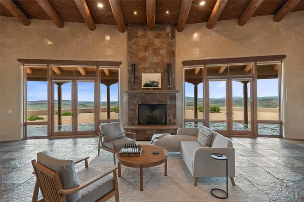 $4,995,000 | 91 Pine Ranch Road, Stanley, NM 87056