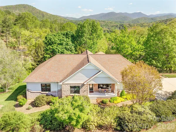 $725,000 | 6 Clear Vista Drive, Asheville, NC 28805