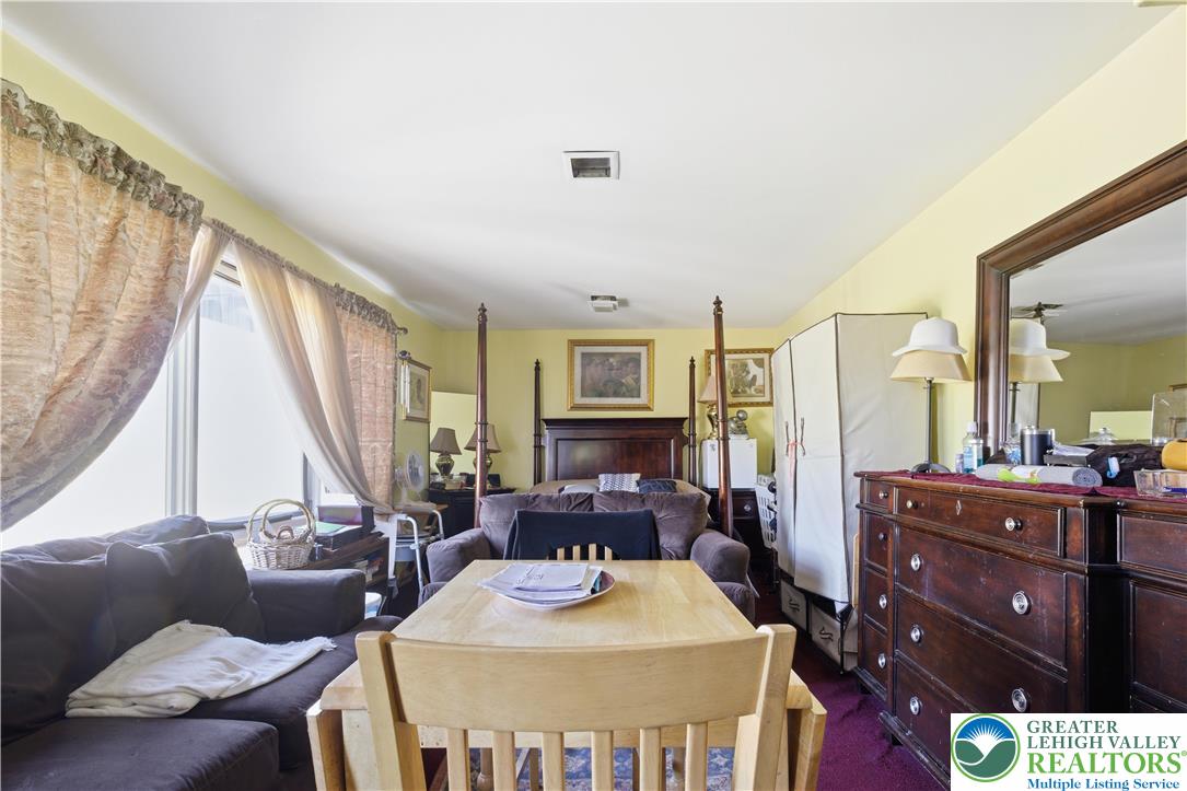 3249 Rim Road Bethlehem, PA 18020 - Photo 17 of 22