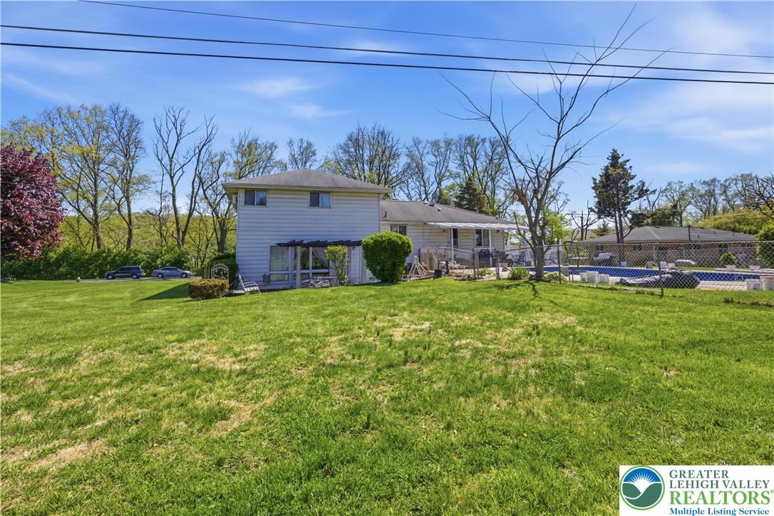 3249 Rim Road Bethlehem, PA 18020 - Photo 20 of 22