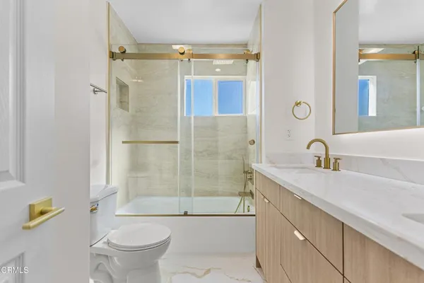 $4,250 | 7552 Bloomington Avenue, Burbank, CA 91504