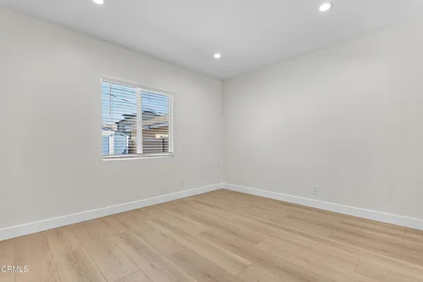 $4,250 | 7552 Bloomington Avenue, Burbank, CA 91504