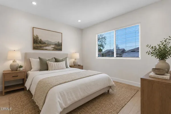 $4,250 | 7552 Bloomington Avenue, Burbank, CA 91504