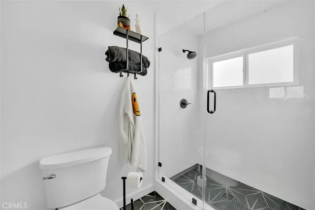 $1,780,000 | 333 La Verne Avenue, Long Beach, CA 90803