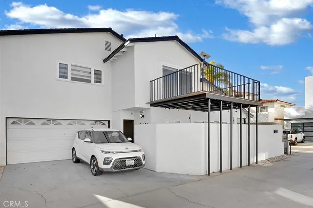 $1,780,000 | 333 La Verne Avenue, Long Beach, CA 90803