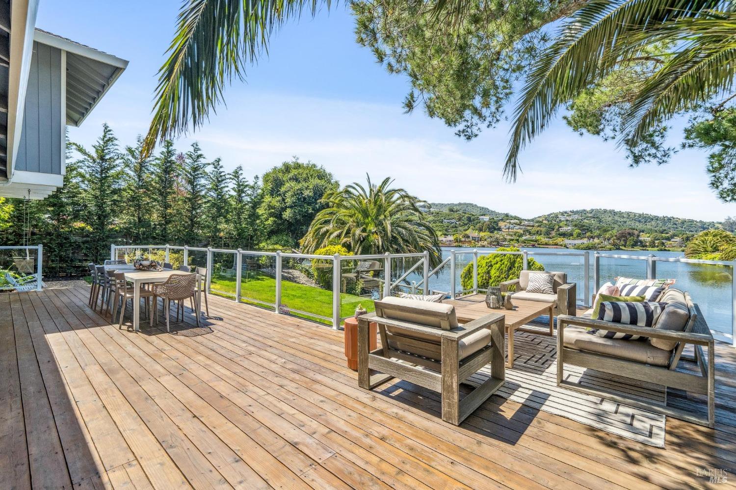 31 Lagoon Road San Rafael, CA 94901 - Photo 15 of 55