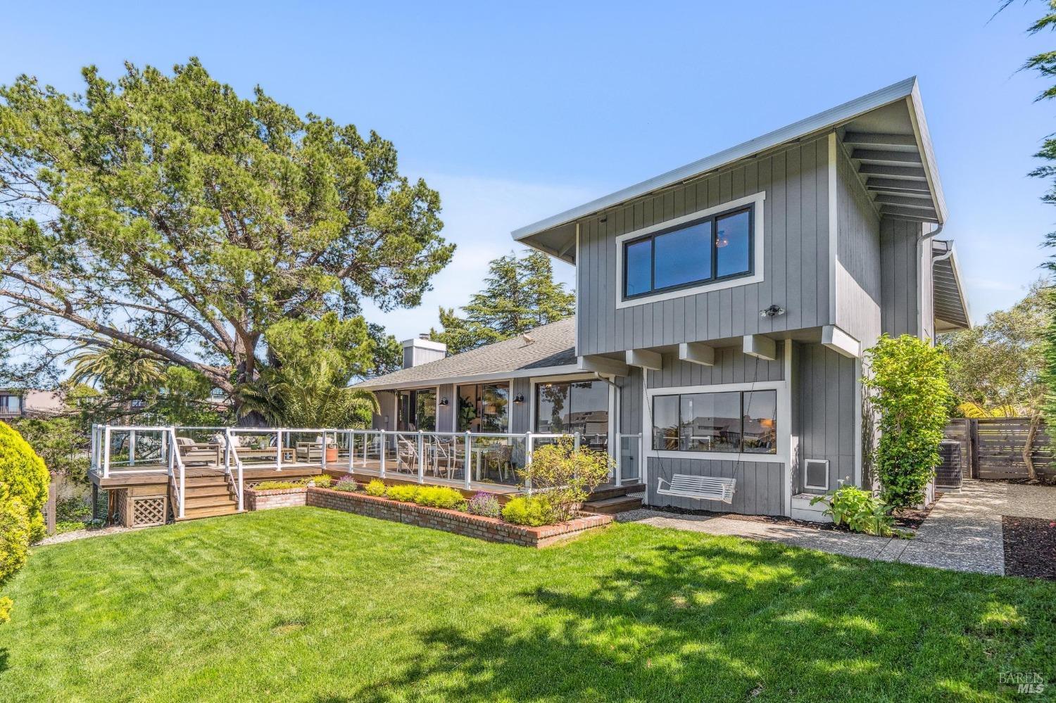 31 Lagoon Road San Rafael, CA 94901 - Photo 22 of 55