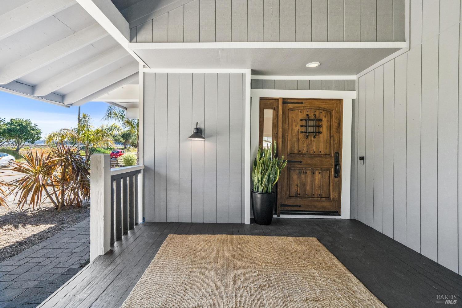 31 Lagoon Road San Rafael, CA 94901 - Photo 3 of 55