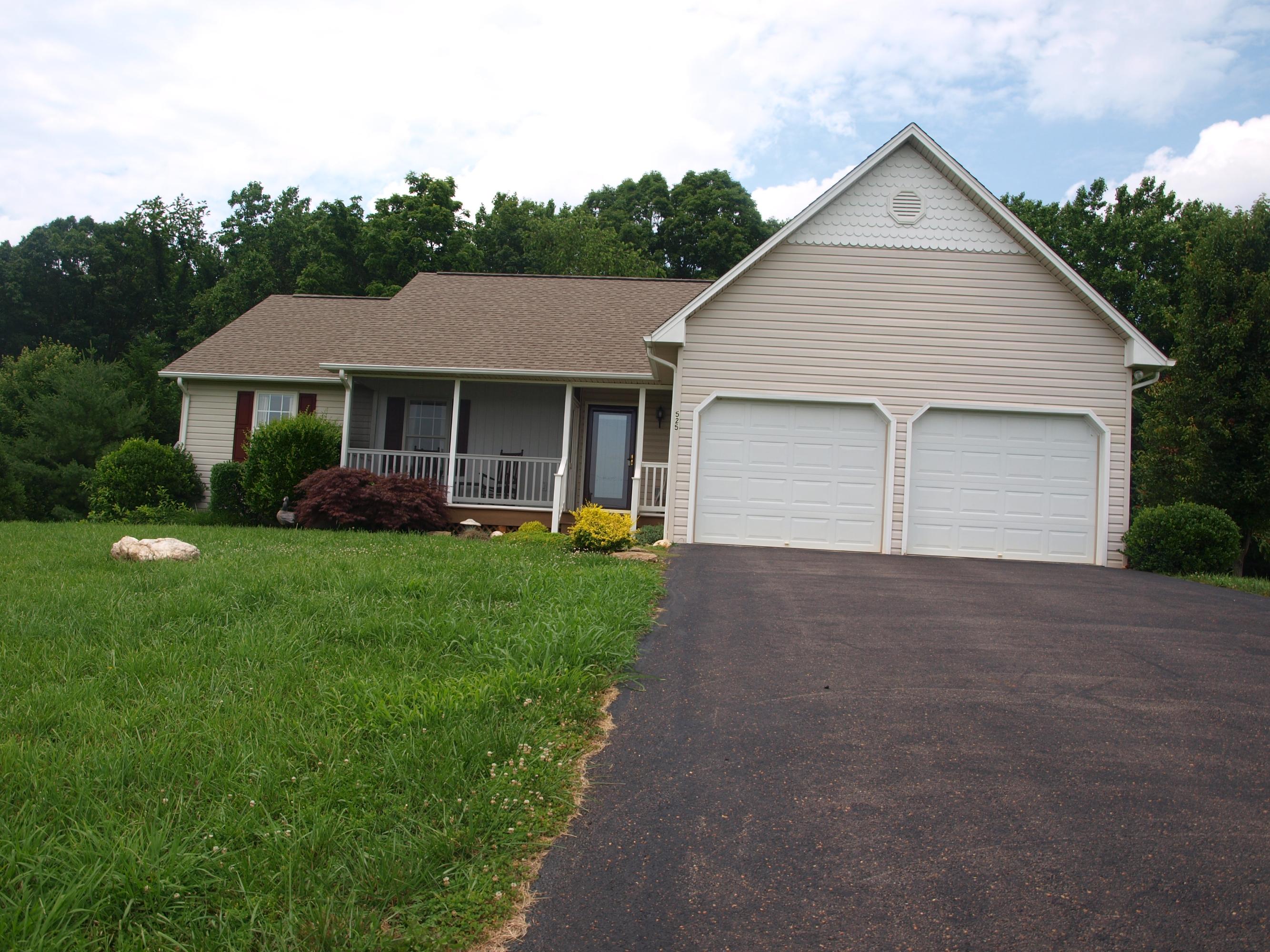 525 Bonbrook Road Wirtz, VA 24184 - Photo 14 of 16 P1013837
