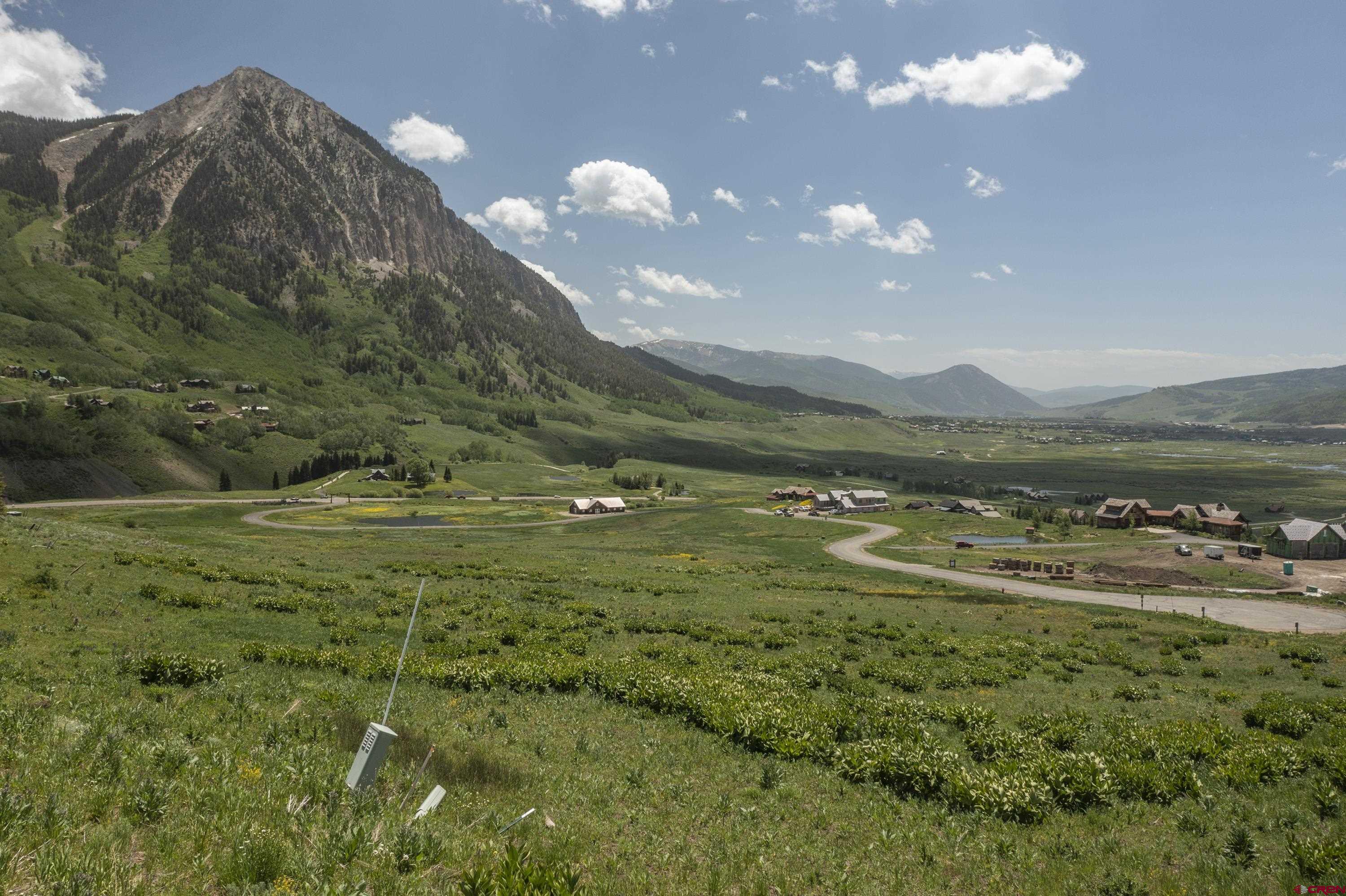 565 Saddle Ridge Ranch Road Crested Butte, CO 81224 - Photo 24 of 35 a view of a large building
