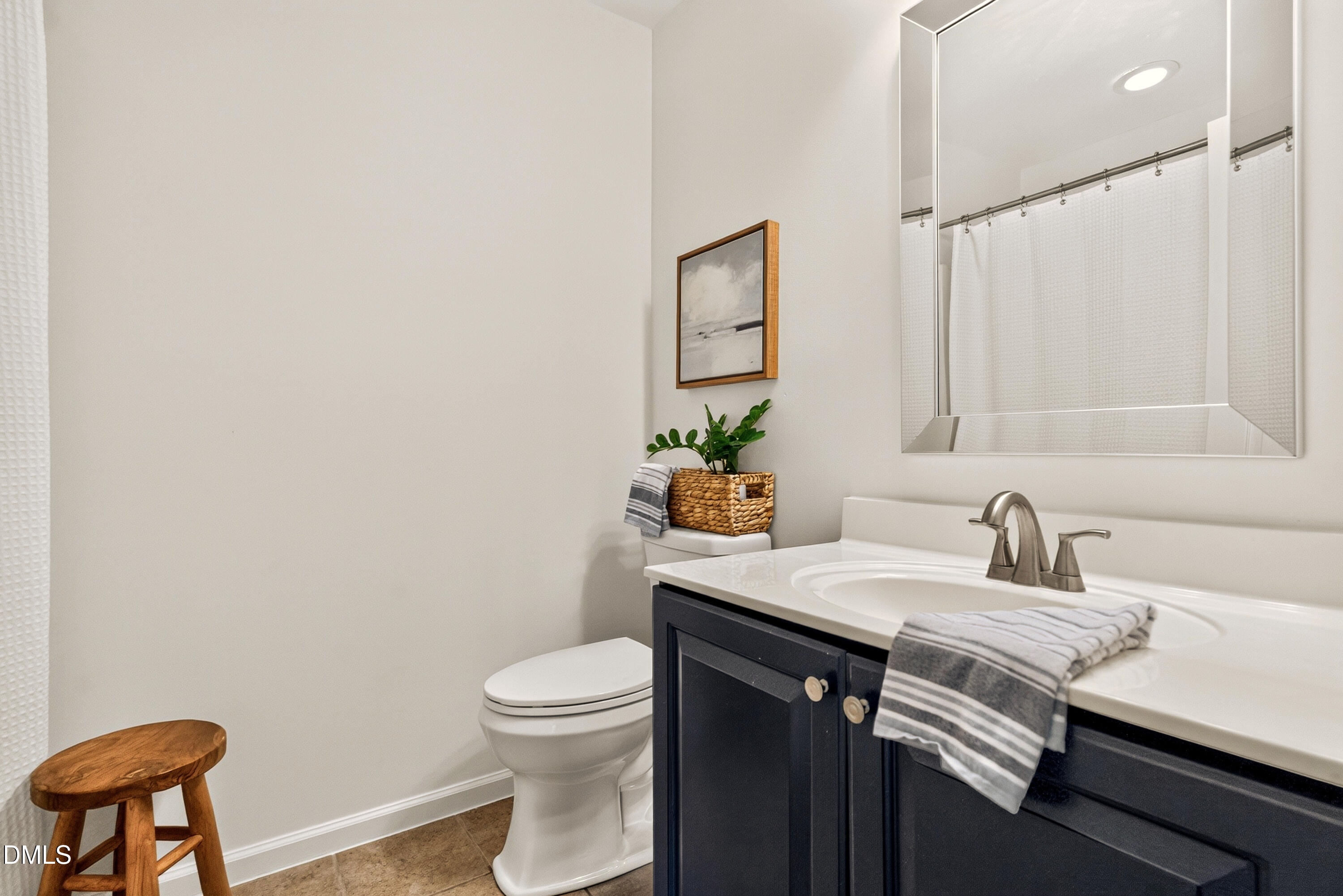 8519 Guerro Court Raleigh, NC 27613 - Photo 36 of 39 Secondary Bathroom