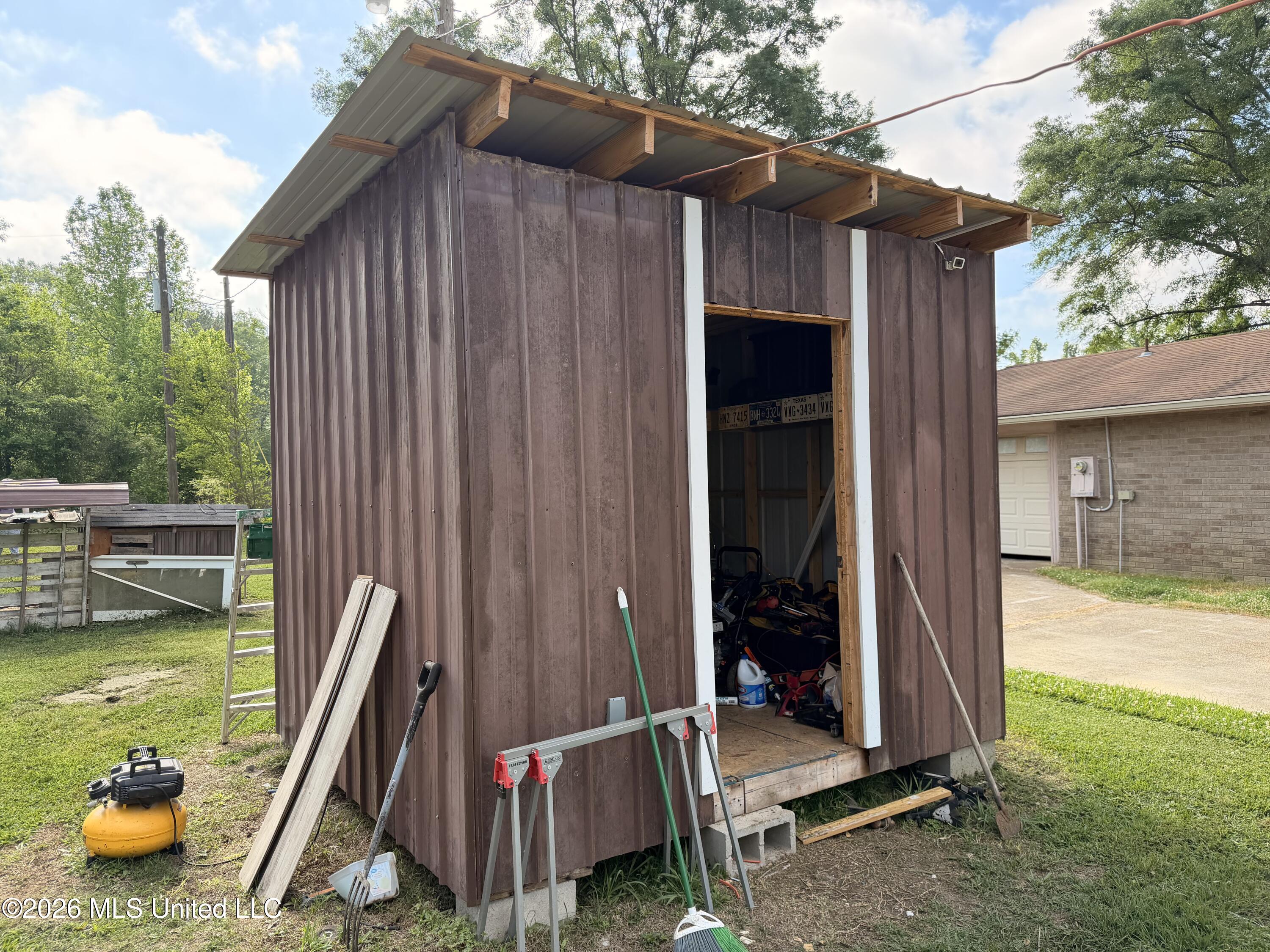 527 Carpenter Street Utica, MS 39175 - Photo 12 of 25 IMG_4153