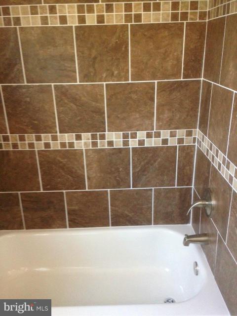 1722 Longwood Road Edgewater, MD 21037 - Photo 14 of 27 Bath