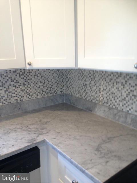 1722 Longwood Road Edgewater, MD 21037 - Photo 5 of 27 Kitchen