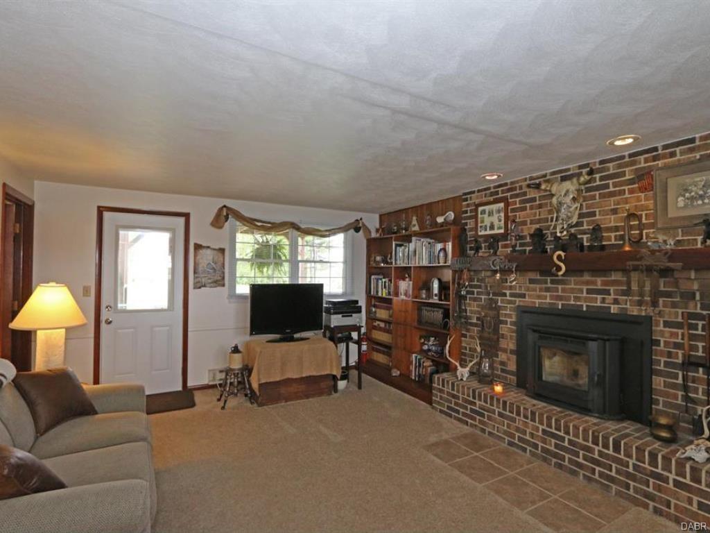 7090 North County Line Road Brookville, OH 45309 - Photo 5 of 27