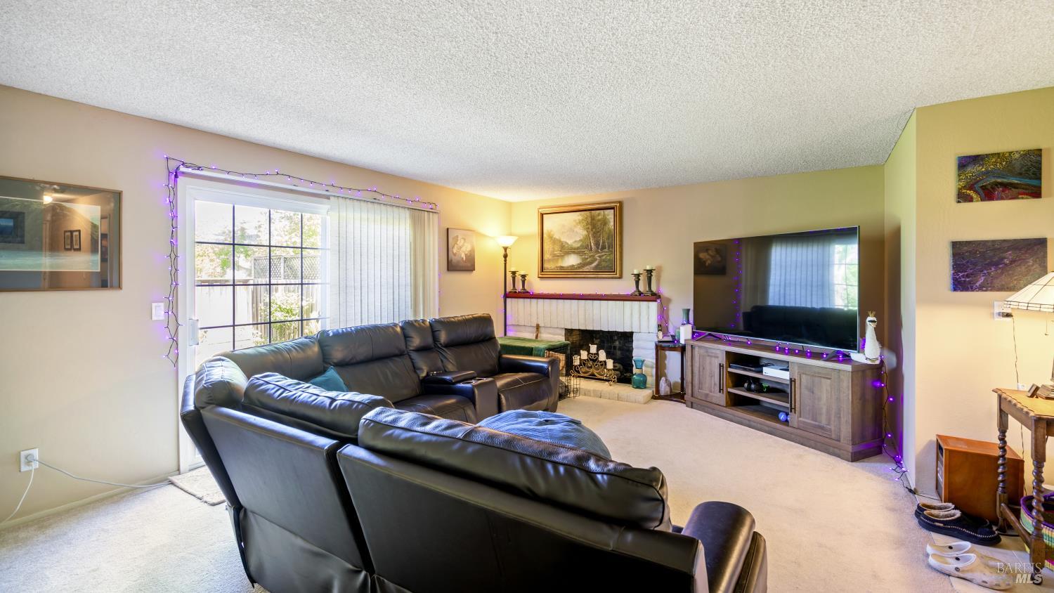 868 Holly Avenue Rohnert Park, CA 94928 - Photo 17 of 51