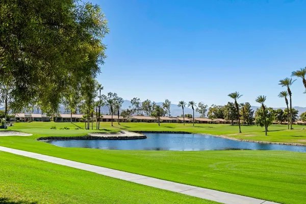 $2,295 | 41968 Preston Trail, Palm Desert, CA 92211