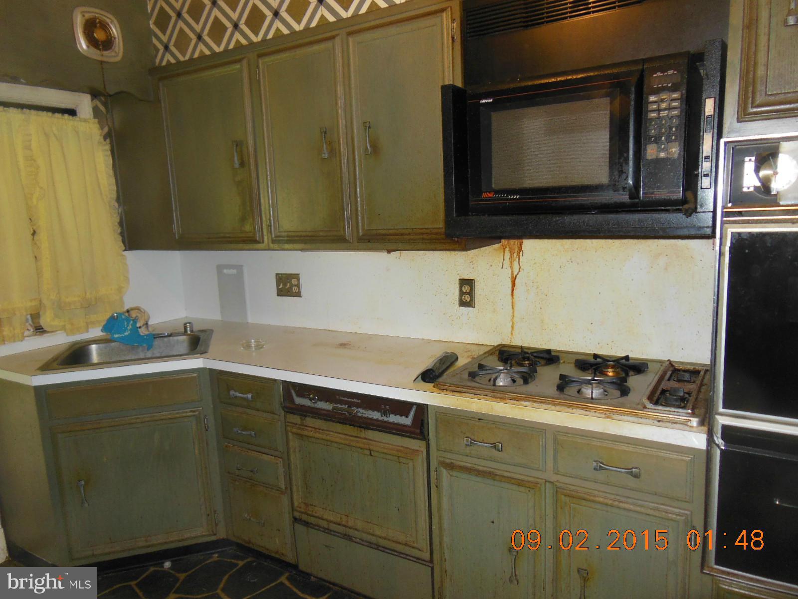 4731 Kimberleigh Road Baltimore, MD 21212 - Photo 2 of 7 Kitchen