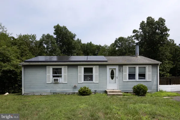 $215,000 | 1662 Victory Avenue, Williamstown, NJ 08094