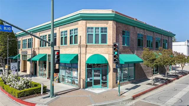 $1,275 | 100 North Glendora Avenue, Unit 208, Glendora, CA 91741