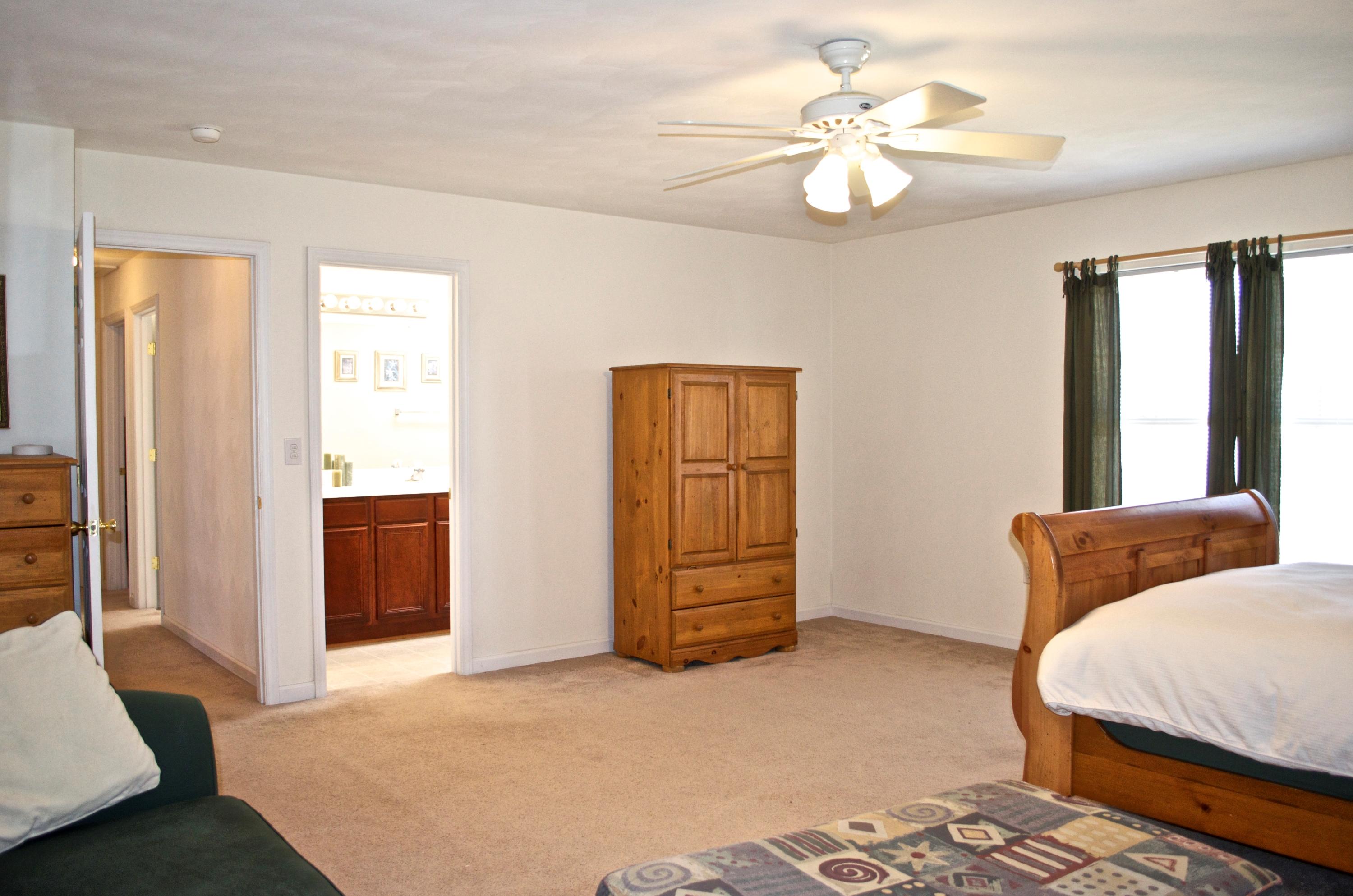 6806 Albert Road Roanoke, VA 24019 - Photo 28 of 48 Oversized Master