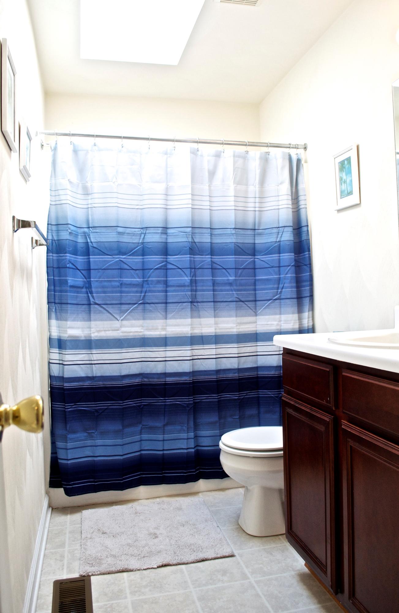 6806 Albert Road Roanoke, VA 24019 - Photo 39 of 48 Hall Bath