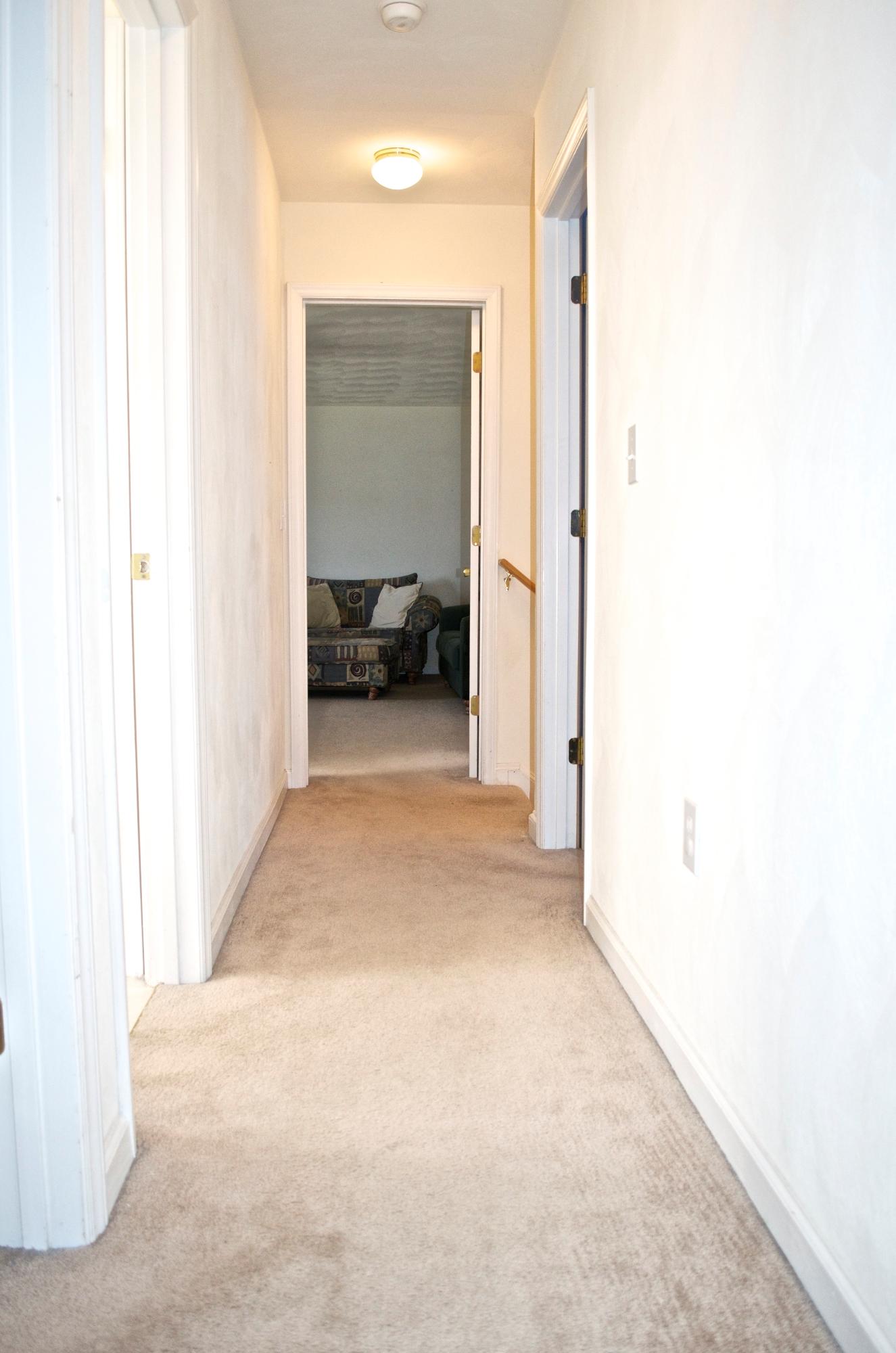 6806 Albert Road Roanoke, VA 24019 - Photo 43 of 48 Upstairs Hall