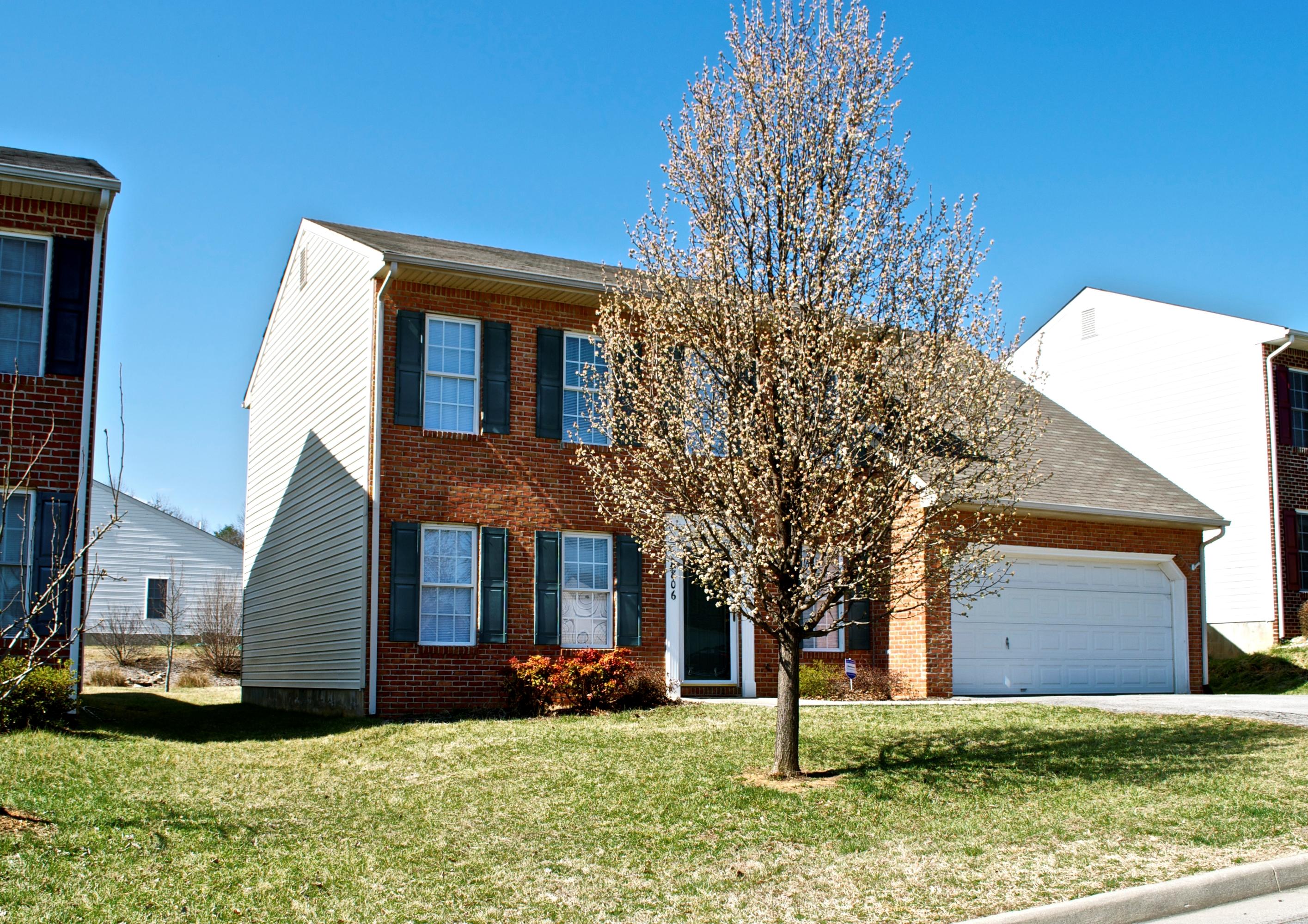 6806 Albert Road Roanoke, VA 24019 - Photo 44 of 48 Side of House