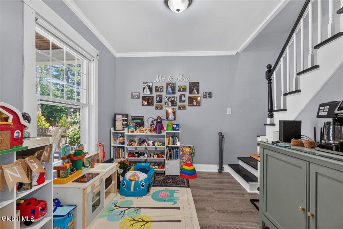 124 Gifford Road Schenectady, NY 12304 - Photo 10 of 36 02-DSC01774