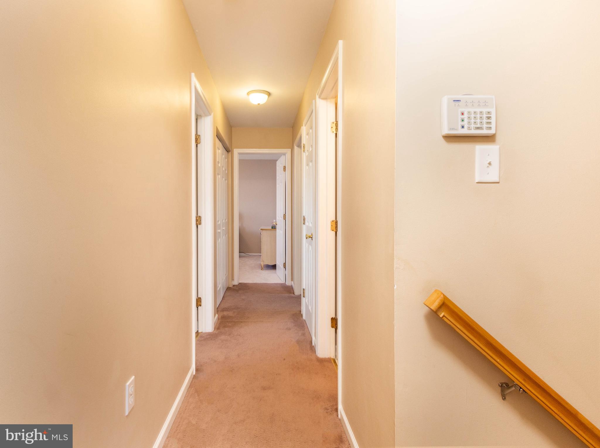 40 Birchgrove Road Newark, DE 19702 - Photo 17 of 36 Hallway