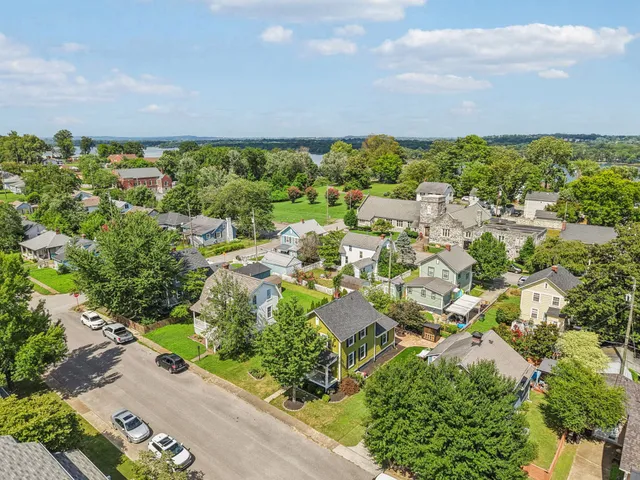 $2,600 | 805 Cleves Street, Old Hickory, TN 37138