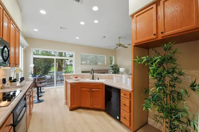 $925,000 | 2096 Mataro Way, San Jose, CA 95135