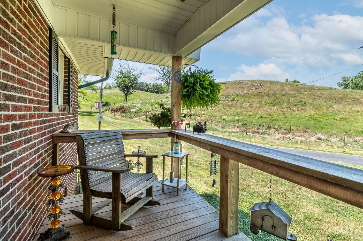 341 Launch Way Bybee, TN 37713 - Photo 3 of 31