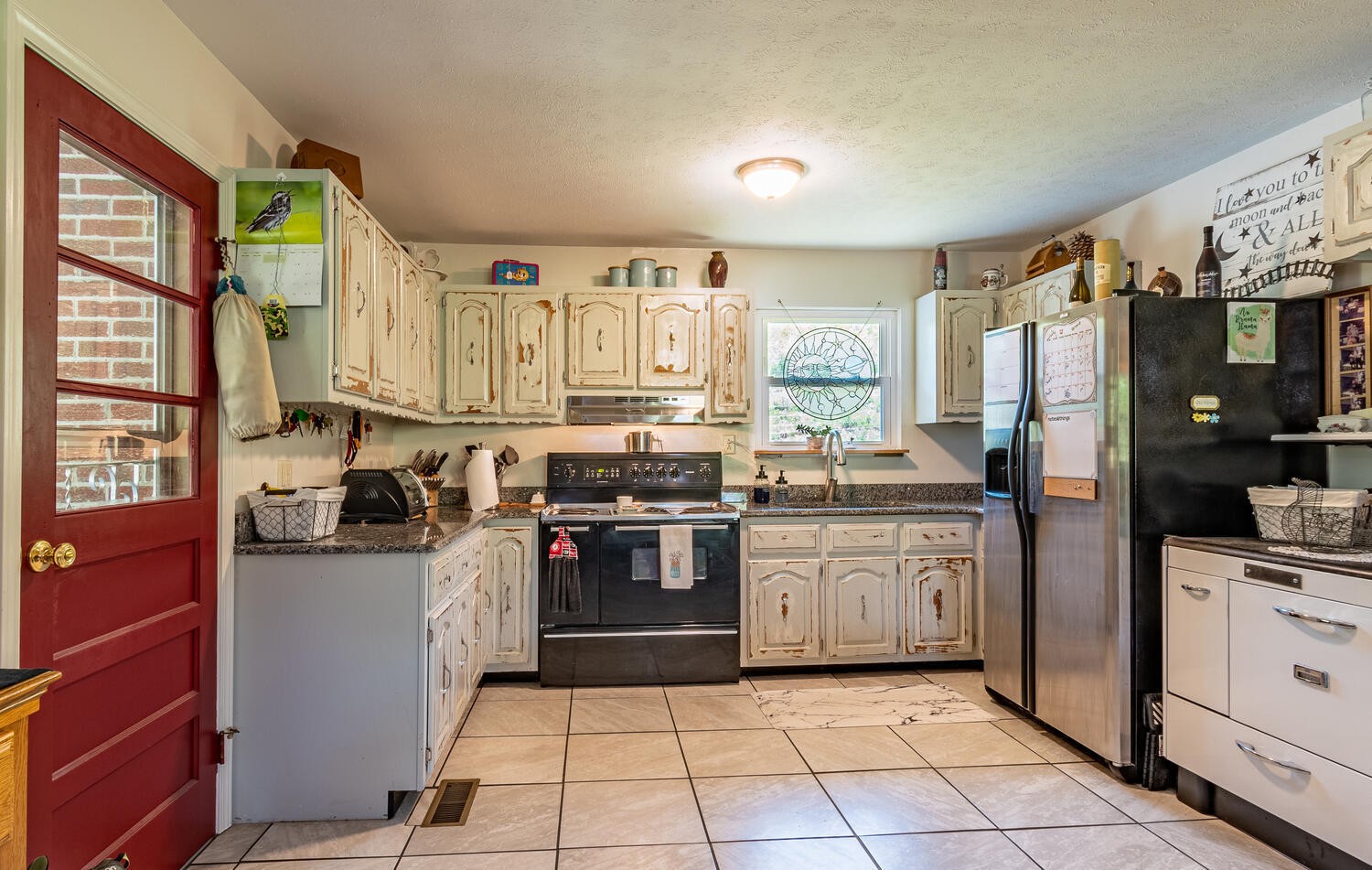 341 Launch Way Bybee, TN 37713 - Photo 8 of 31