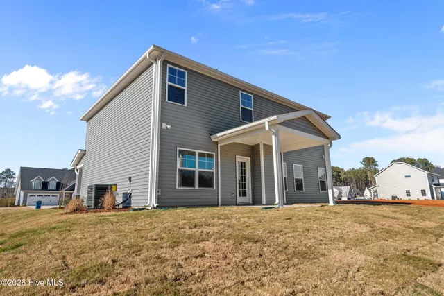 $459,976 | 249 Rough Rdg Trail, Unit 20, Aberdeen, NC 28315