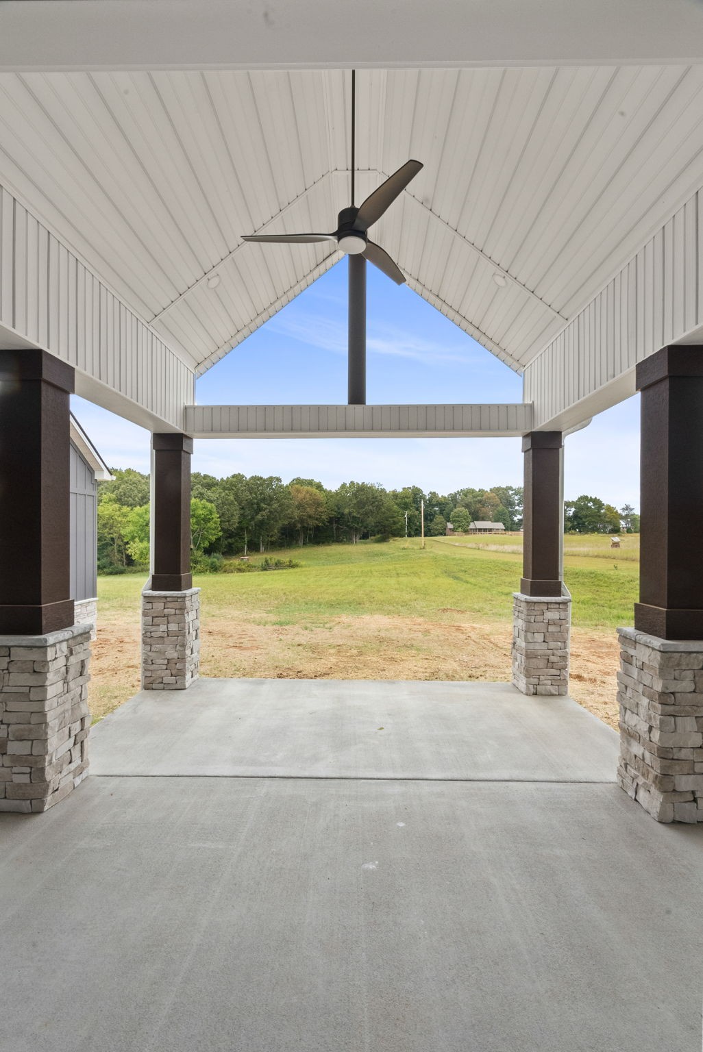 4108 Old Coopertown Road Springfield, TN 37172 - Photo 36 of 39