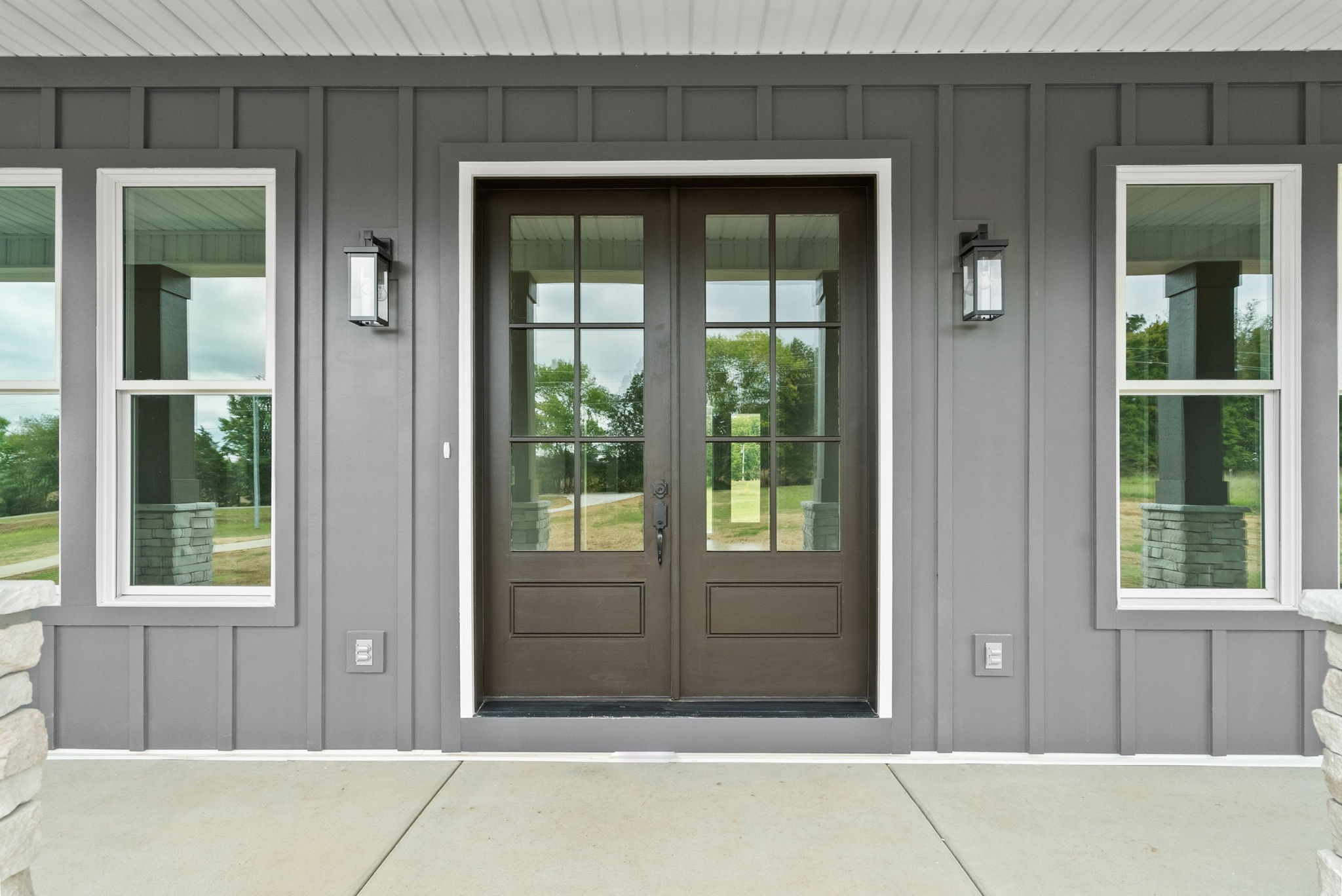 4108 Old Coopertown Road Springfield, TN 37172 - Photo 5 of 39 a view of front door of a house