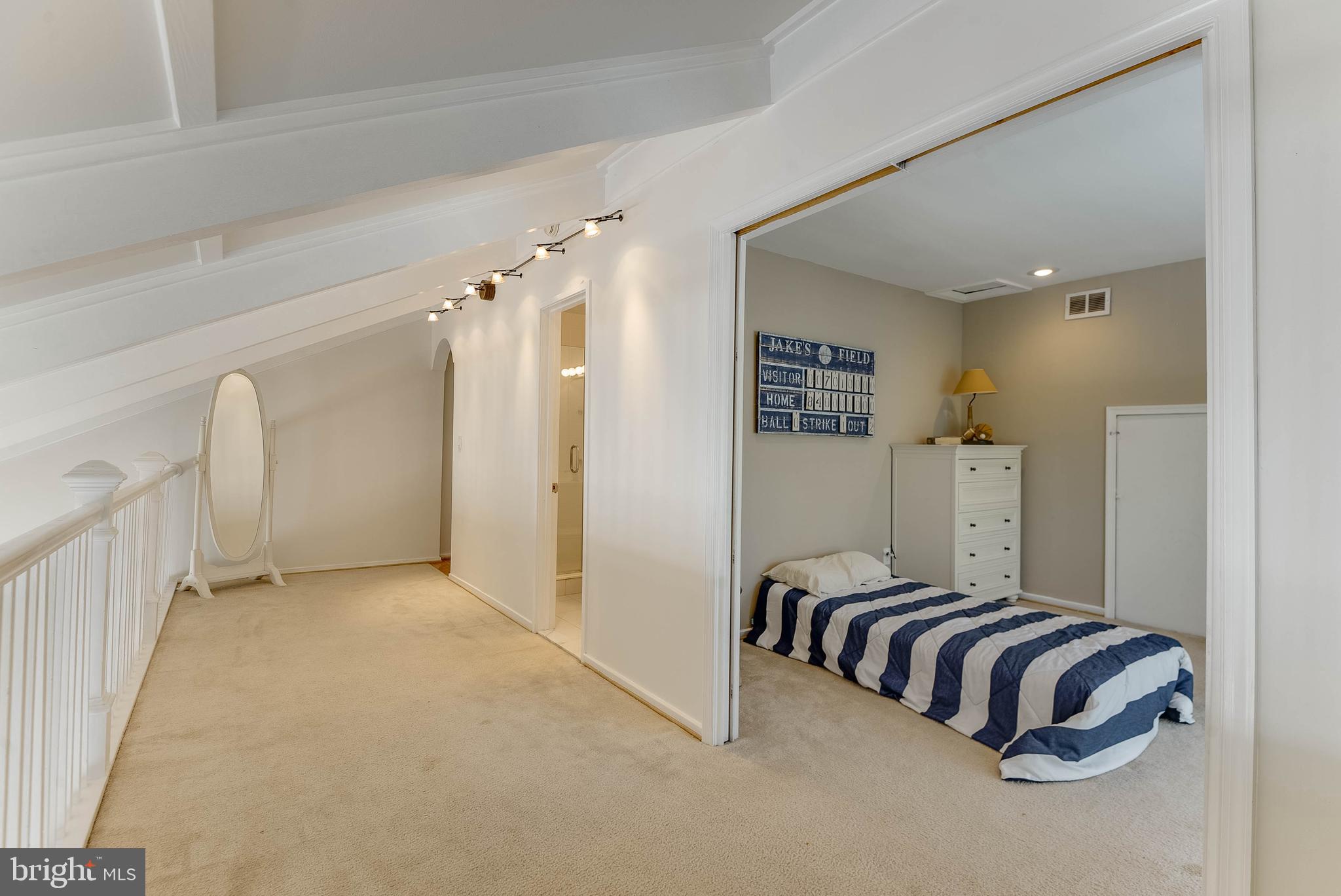 9400 Raintree Road Burke, VA 22015 - Photo 14 of 87 Gallery Image 14