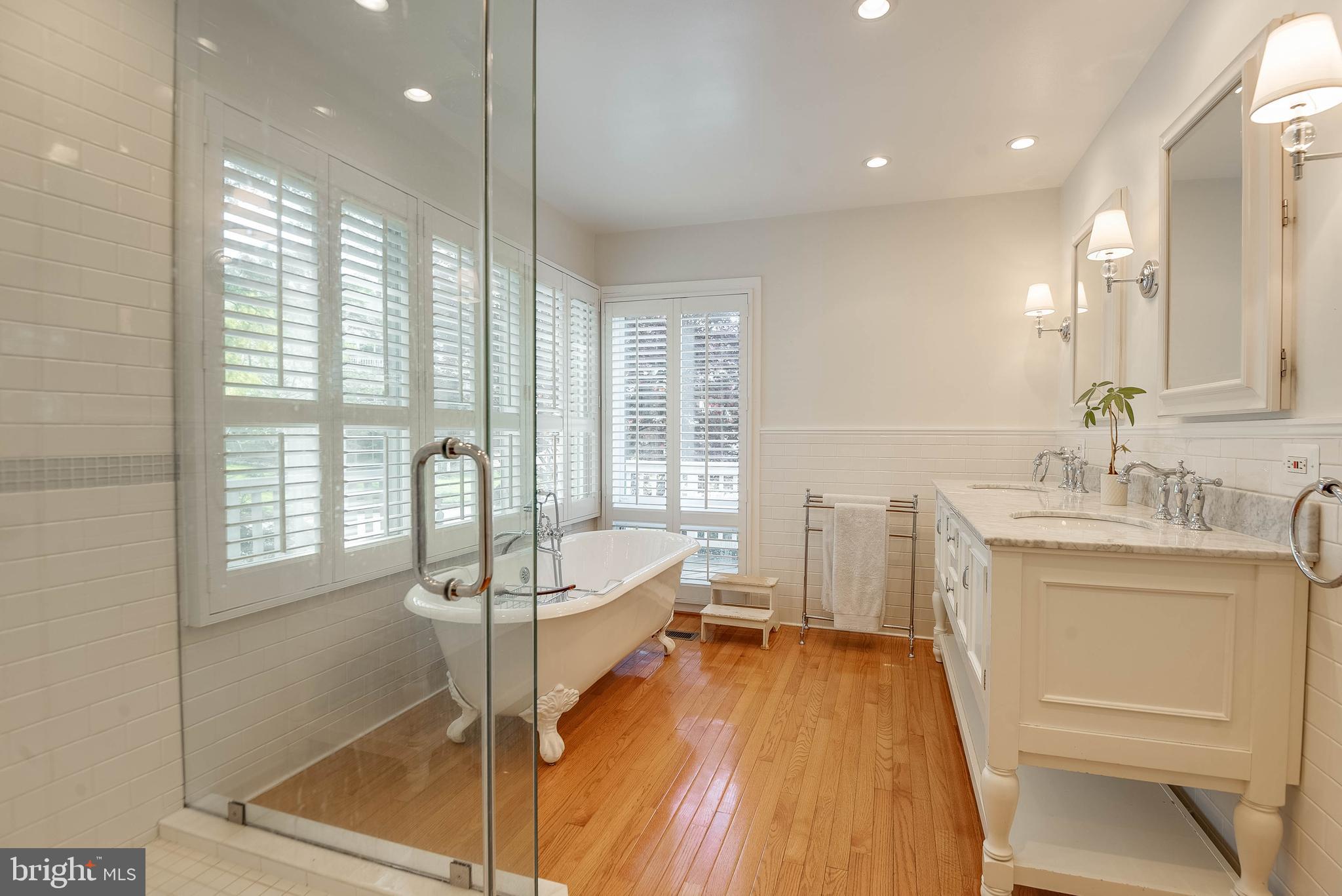 9400 Raintree Road Burke, VA 22015 - Photo 24 of 87 Gallery Image 24