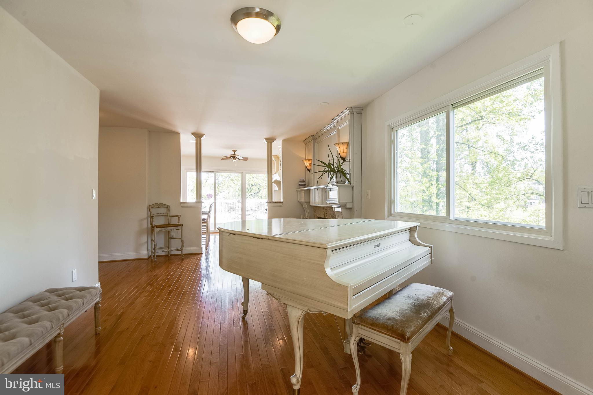 9400 Raintree Road Burke, VA 22015 - Photo 31 of 87 Gallery Image 31