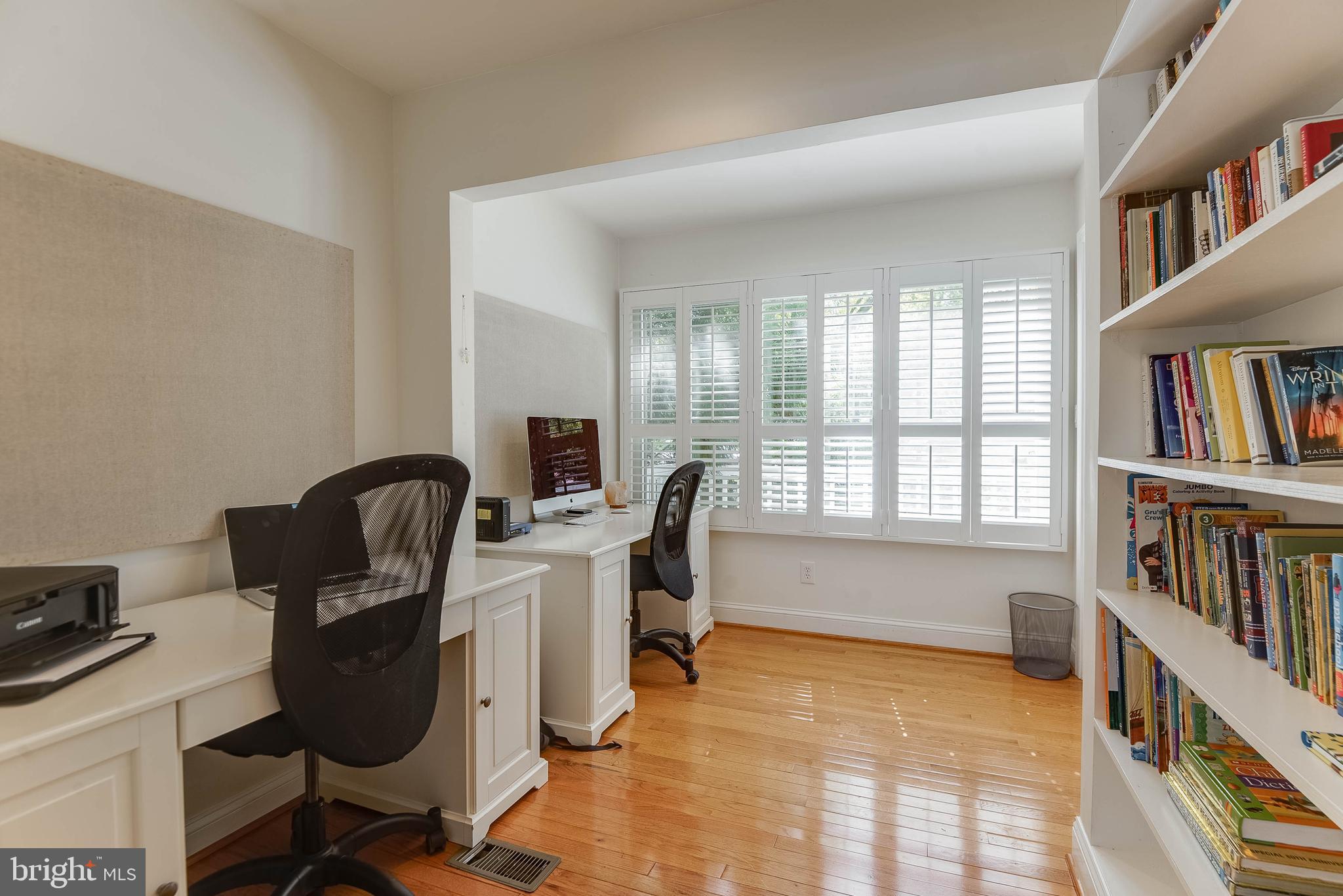 9400 Raintree Road Burke, VA 22015 - Photo 32 of 87 Gallery Image 32