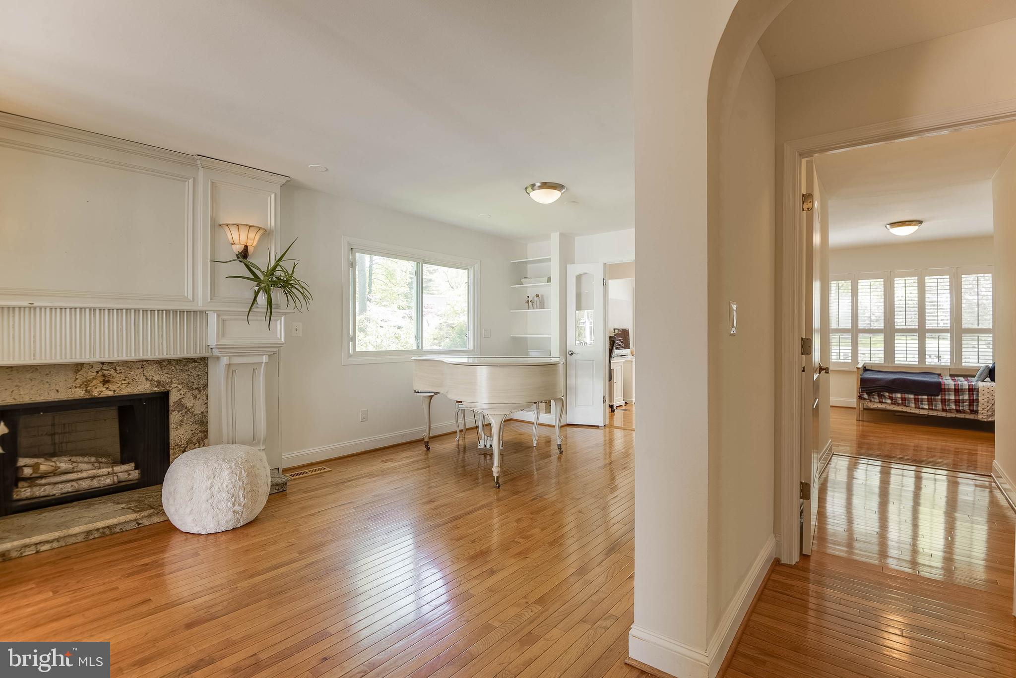 9400 Raintree Road Burke, VA 22015 - Photo 35 of 87 Gallery Image 35