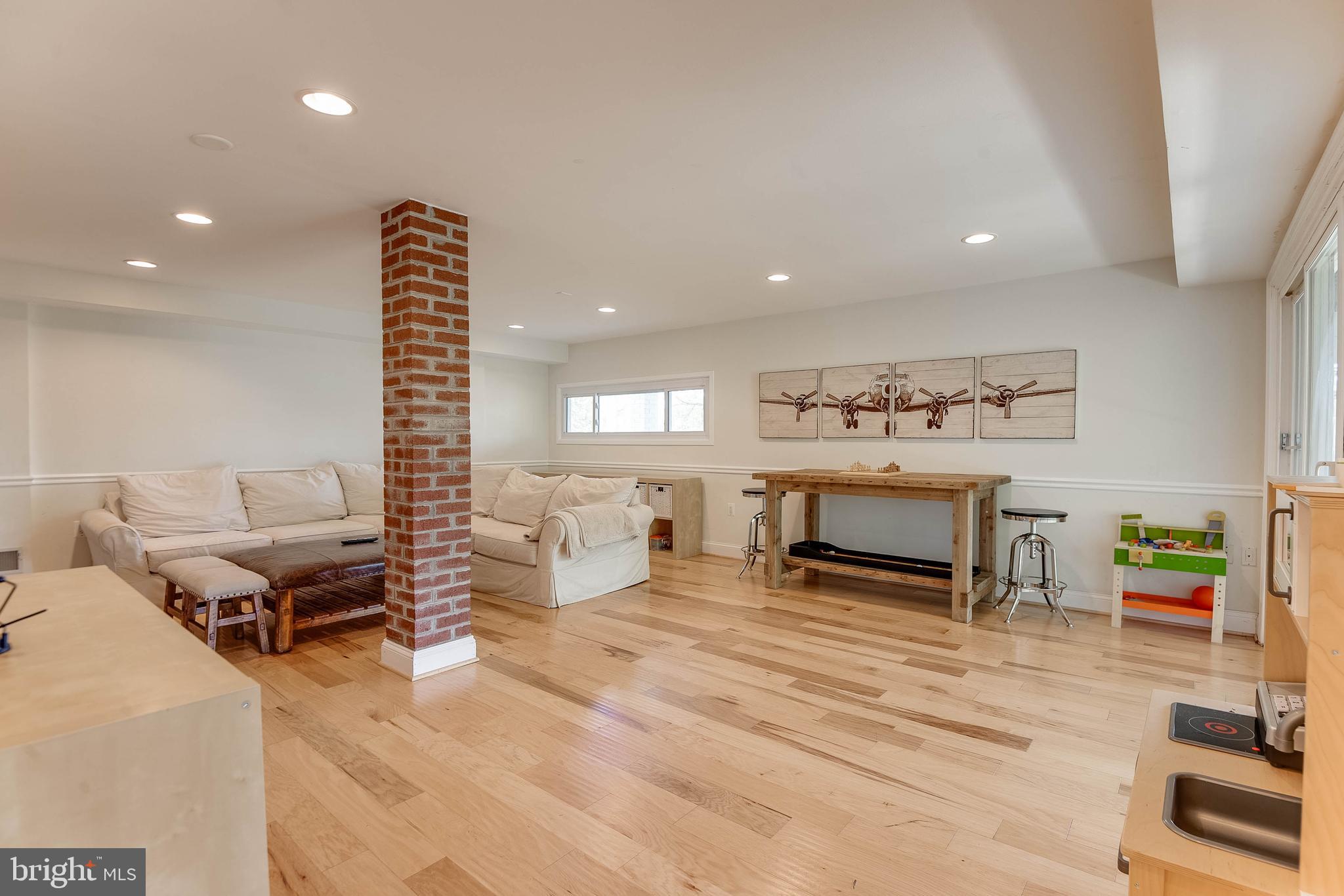 9400 Raintree Road Burke, VA 22015 - Photo 38 of 87 Gallery Image 38