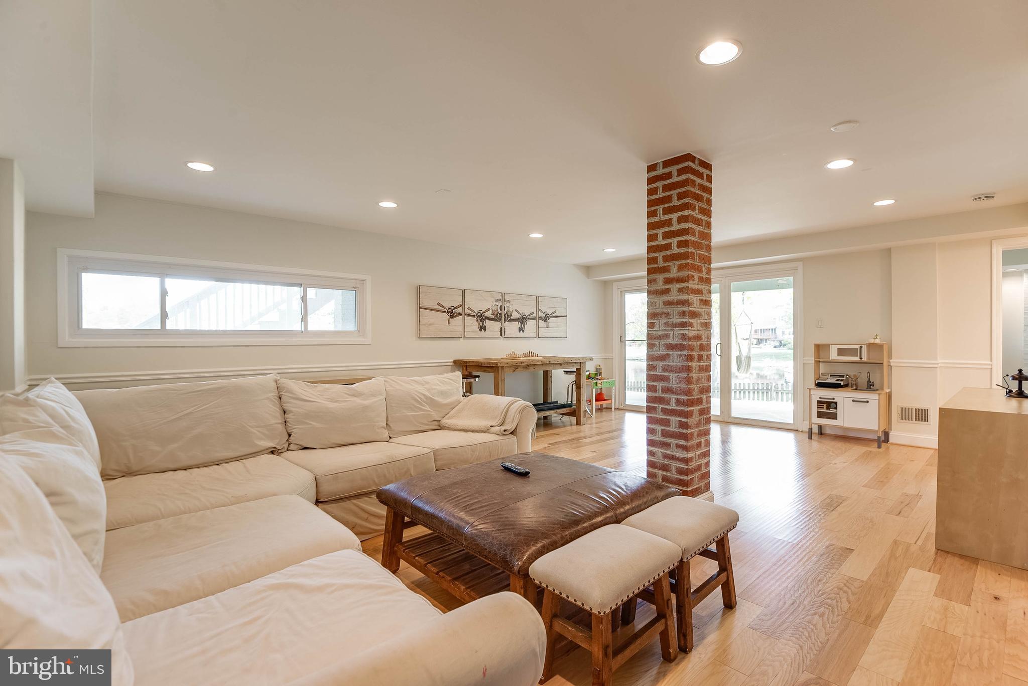 9400 Raintree Road Burke, VA 22015 - Photo 40 of 87 Gallery Image 40