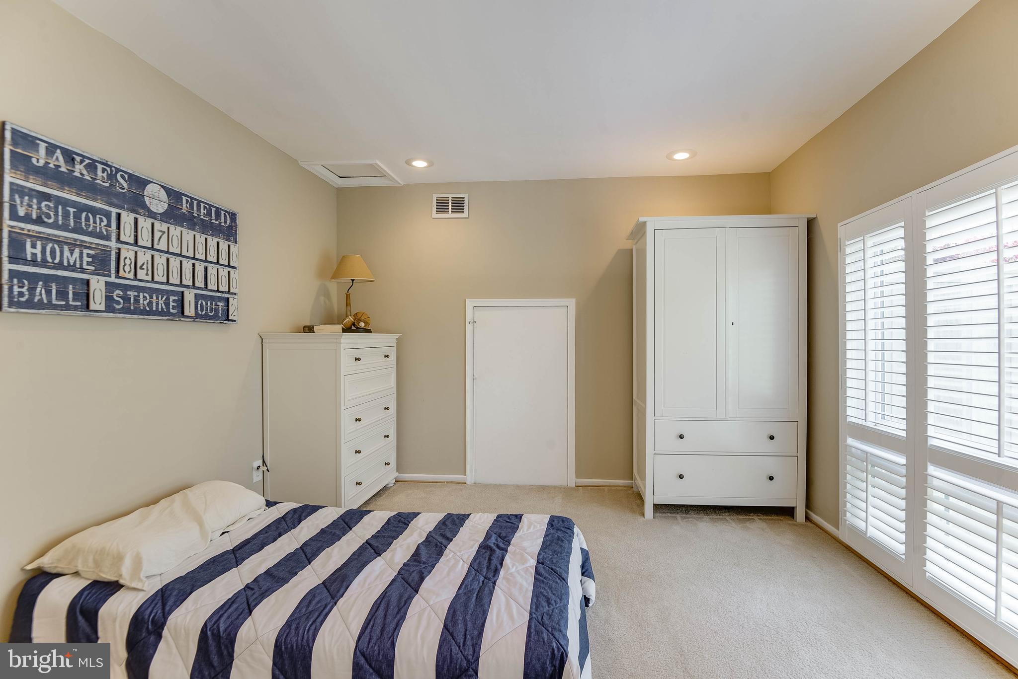 9400 Raintree Road Burke, VA 22015 - Photo 54 of 87 Gallery Image 54