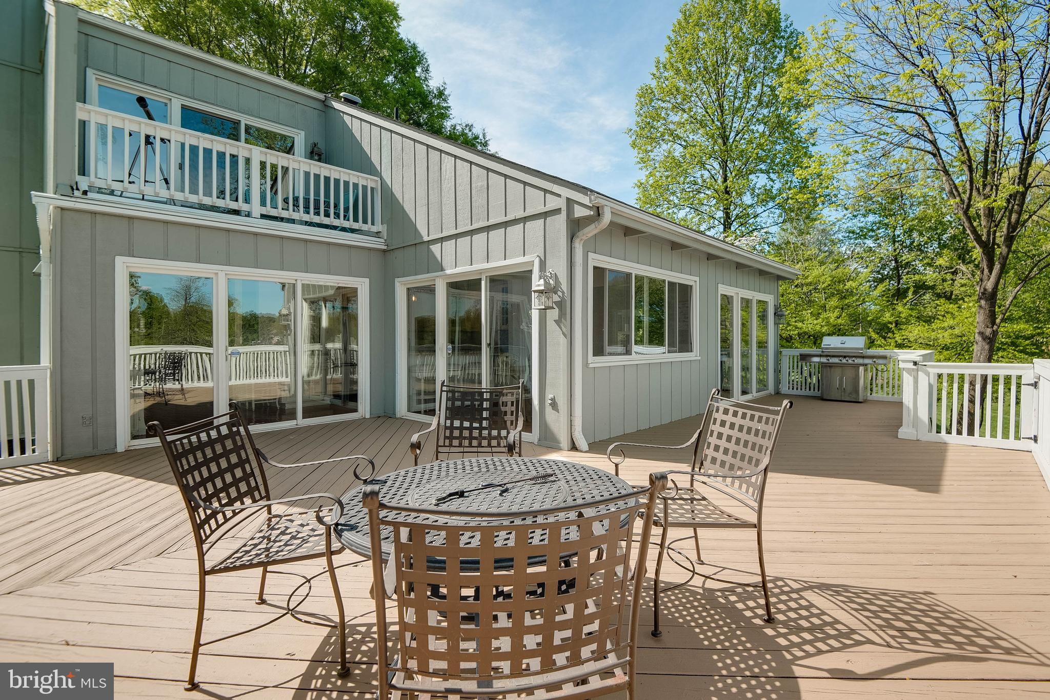 9400 Raintree Road Burke, VA 22015 - Photo 10 of 87 Gallery Image 10